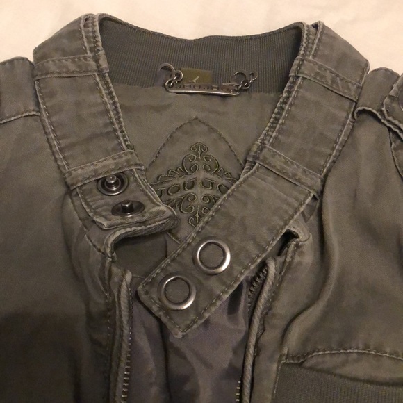 Jacket - Picture 3 of 8